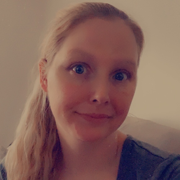 Meet your Posher, Michelle - Picture 4 of 5